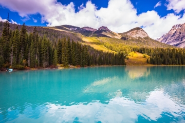 Emerald Lake in British Columbia, Canada