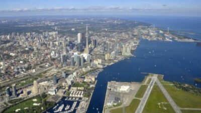 Toronto landing downtown