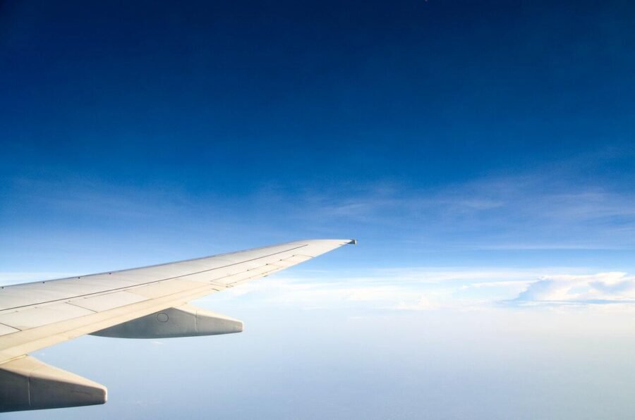 Enter Canada with Electronic Travel Authorization (eTA 